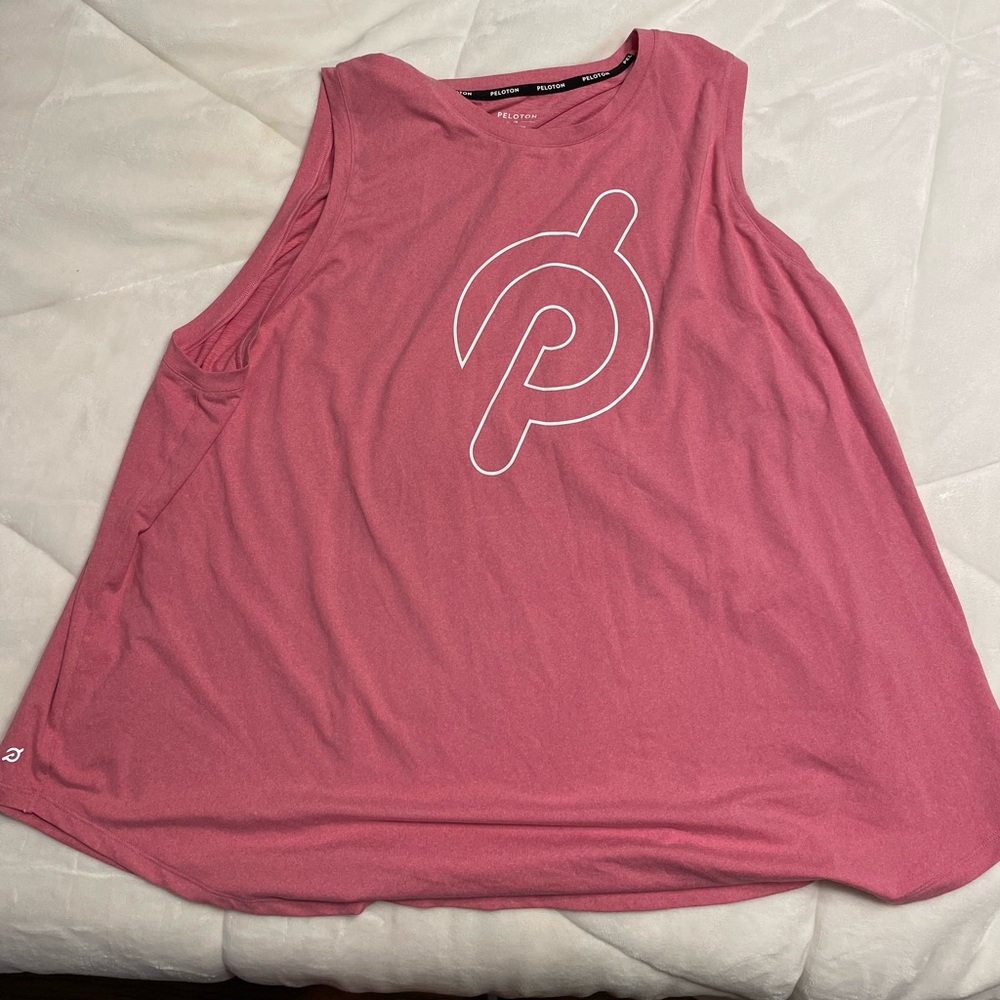 Peloton woman’s dreamblend tank